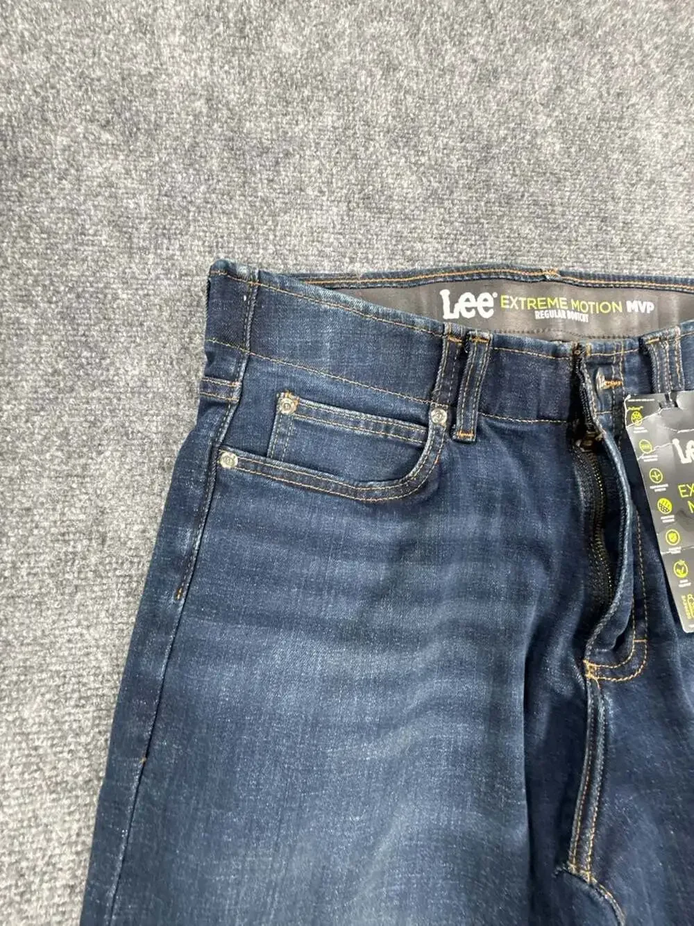 Lee Men's Extreme Motion MVP Regular Bootcut Jeans, Andover Wash, Size 34x30
